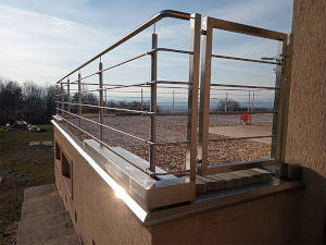 Stainless steel railing, weights, pedestrian gate
